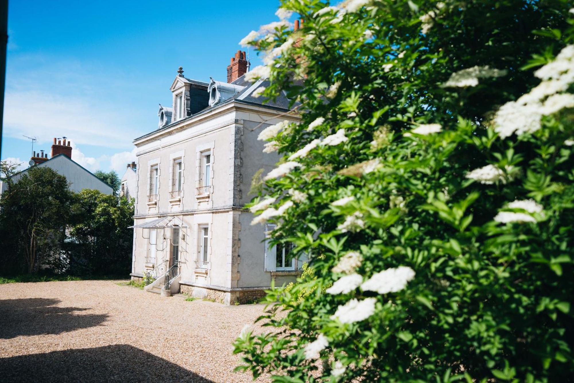 La Marjolaine - Demeure D'Hotes - Service Para-Hoteiier - Premium Chateauroux Luaran gambar